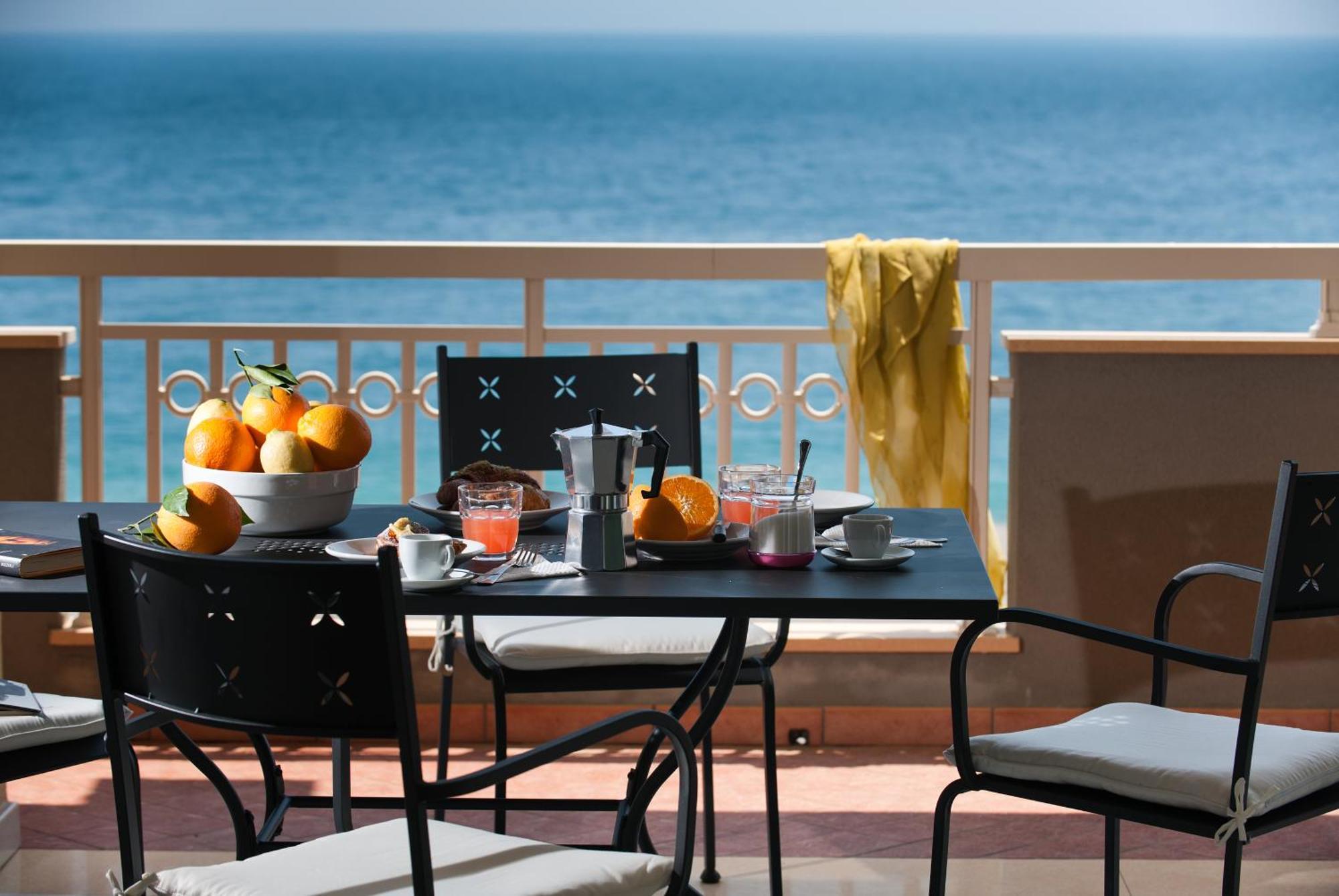Casa Vacanze Samira Fondachello  Exteriér fotografie