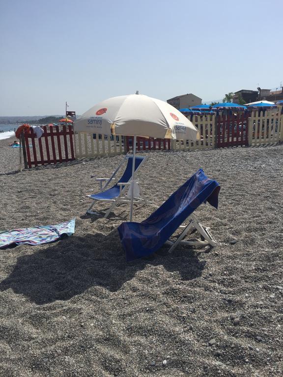 Casa Vacanze Samira Fondachello  Exteriér fotografie