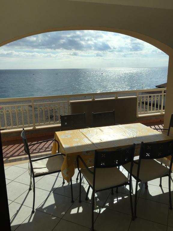 Casa Vacanze Samira Fondachello  Exteriér fotografie