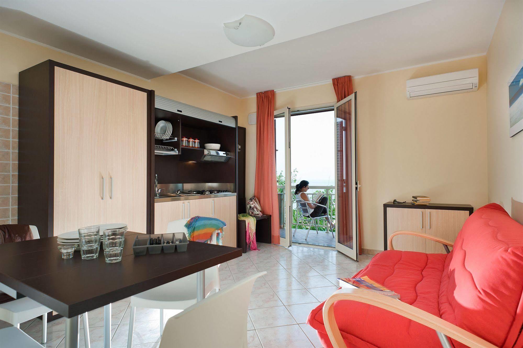 Casa Vacanze Samira Fondachello  Exteriér fotografie
